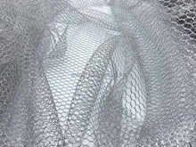Load image into Gallery viewer, FS-109M - Korea Metallic Net (2 Colours)