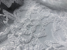 Load image into Gallery viewer, FS-1196 - Japan Heavy Lace (2 Colours)