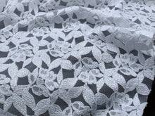 Load image into Gallery viewer, FS-3550 - Japan Heavy Lace (3 Colours)