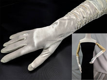 Load image into Gallery viewer, FS-481 - 15 inches Back Pleated Satin Bridal Gloves (13 colours)