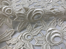 Load image into Gallery viewer, FS-FN-1015 - Korea Guipure Lace (2 Colours)