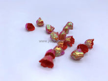 Load image into Gallery viewer, 1cm Fabric Flower Petals - Lily of the valley (15 Colours)