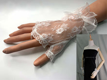 Load image into Gallery viewer, FS-L0902 - 6 inches Fingerless Organza Cuff Lace Gloves (1 Colour)