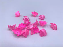 Load image into Gallery viewer, 1cm Fabric Flower Petals - Lily of the valley (15 Colours)