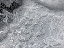 Load image into Gallery viewer, FS-1196 - Japan Heavy Lace (2 Colours)
