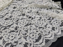 Load image into Gallery viewer, FS-8868 - Japan Cord Lace (2 Colours)
