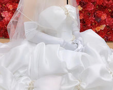 Load image into Gallery viewer, FS-9730 - 19 inches Plain Satin Bridal Gloves (8 colours)
