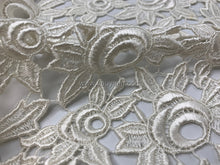 Load image into Gallery viewer, FS-FN-1015 - Korea Guipure Lace (2 Colours)

