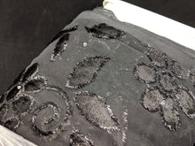 Load image into Gallery viewer, FS-FN-5 - Korea Velvet Lace with Back Stone (6 Colours)
