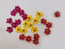 將圖片載入圖庫檢視器 3cm Satin Fabric Flower with Beads (4 Colours)
