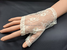 Load image into Gallery viewer, FS-L0901 - 6 inches Fingerless Lace Gloves (4 Colours)
